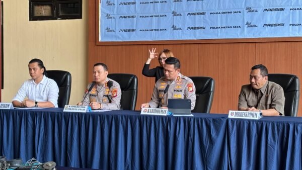 Dirreskrimum Polda Metro Jaya Kombes Pol Imam Imanuddin dalam rilis perkara Percetakan Mau Print di Polres Metro Jakarta Pusat, Jumat, 26 Juni 2026.