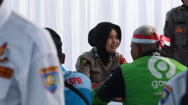 936 Orang Terima Kacamata Baca dalam Bakti Kesehatan Apel Kebangsaan