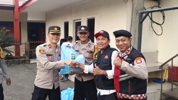 Polsek Penjaringan Bersama Komunitas Perkuat Kamtibmas