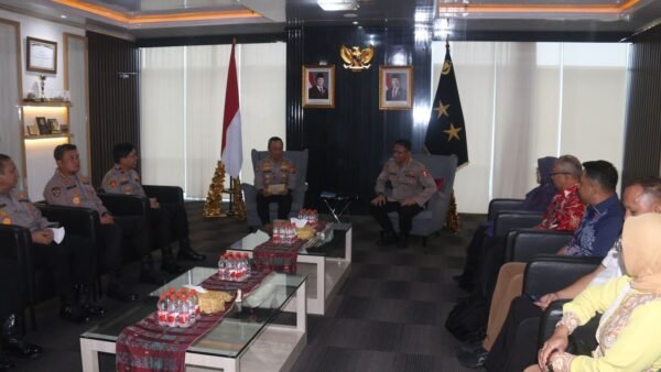 STIK Mengabdi Perkuat Deteksi Dini Gangguan Kamtibmas Berbasis Komunitas Digital