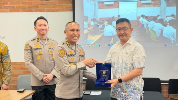 Hadapi Era AI, Polda Metro Jaya–BINUS Bekali Pelajar Keterampilan dan Perlindungan Digital