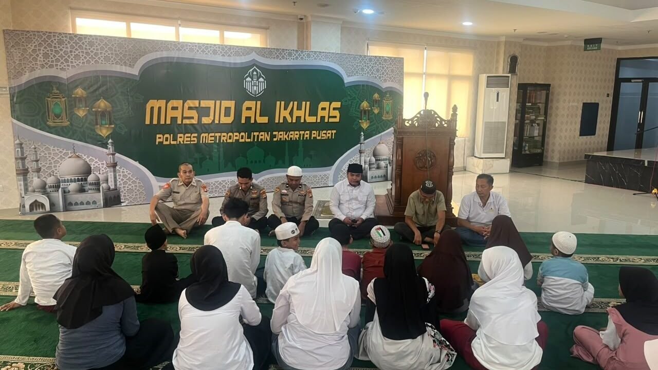 Polres Metro Jakpus Gelar Doa Bersama dan Santuni Anak Yatim